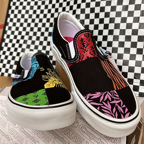 Vans Classic Slip On Crayola Diy/Trace Your WMNS sneakers - Picture 8 of 16